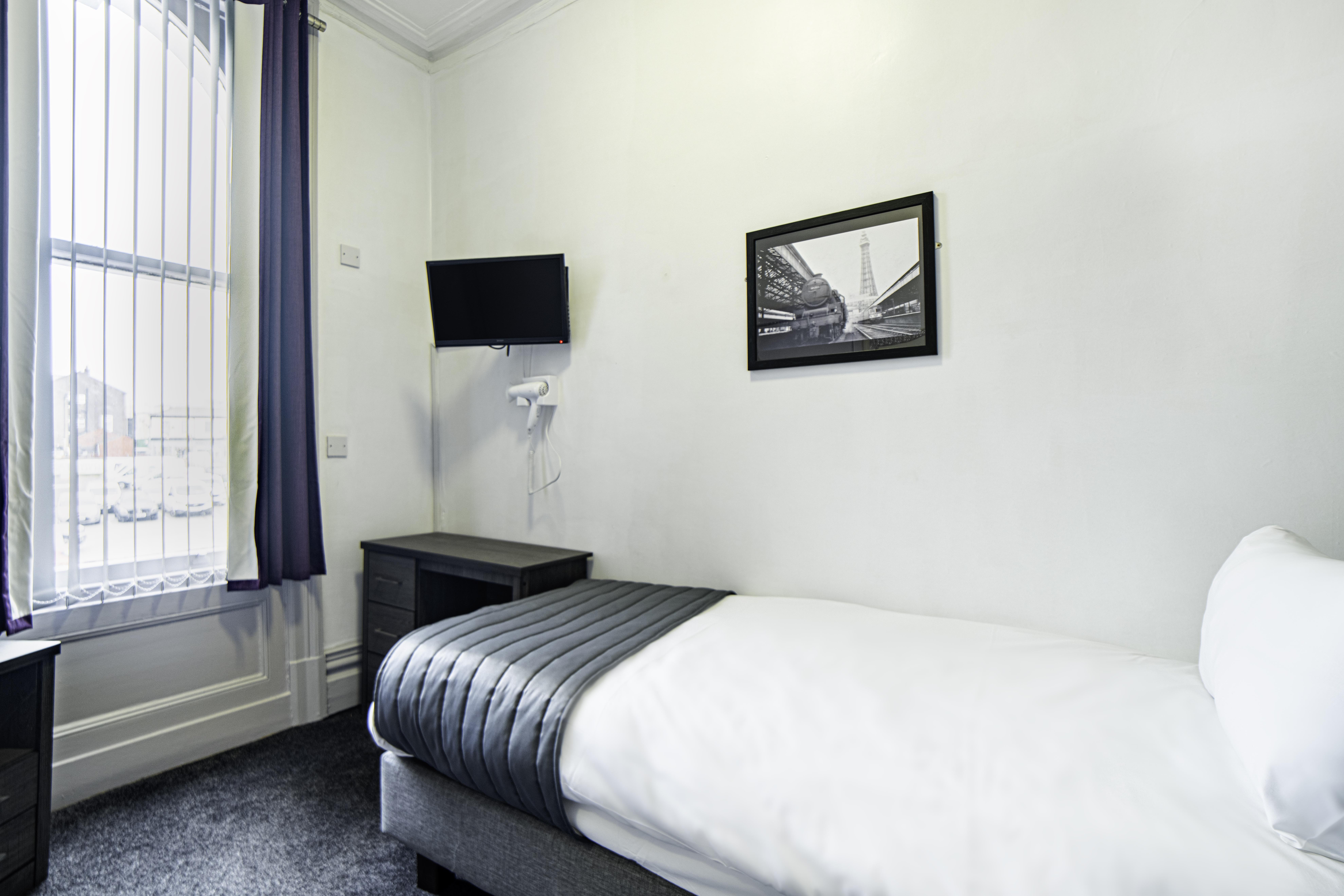 Comfort Inn Blackpool Gresham Экстерьер фото