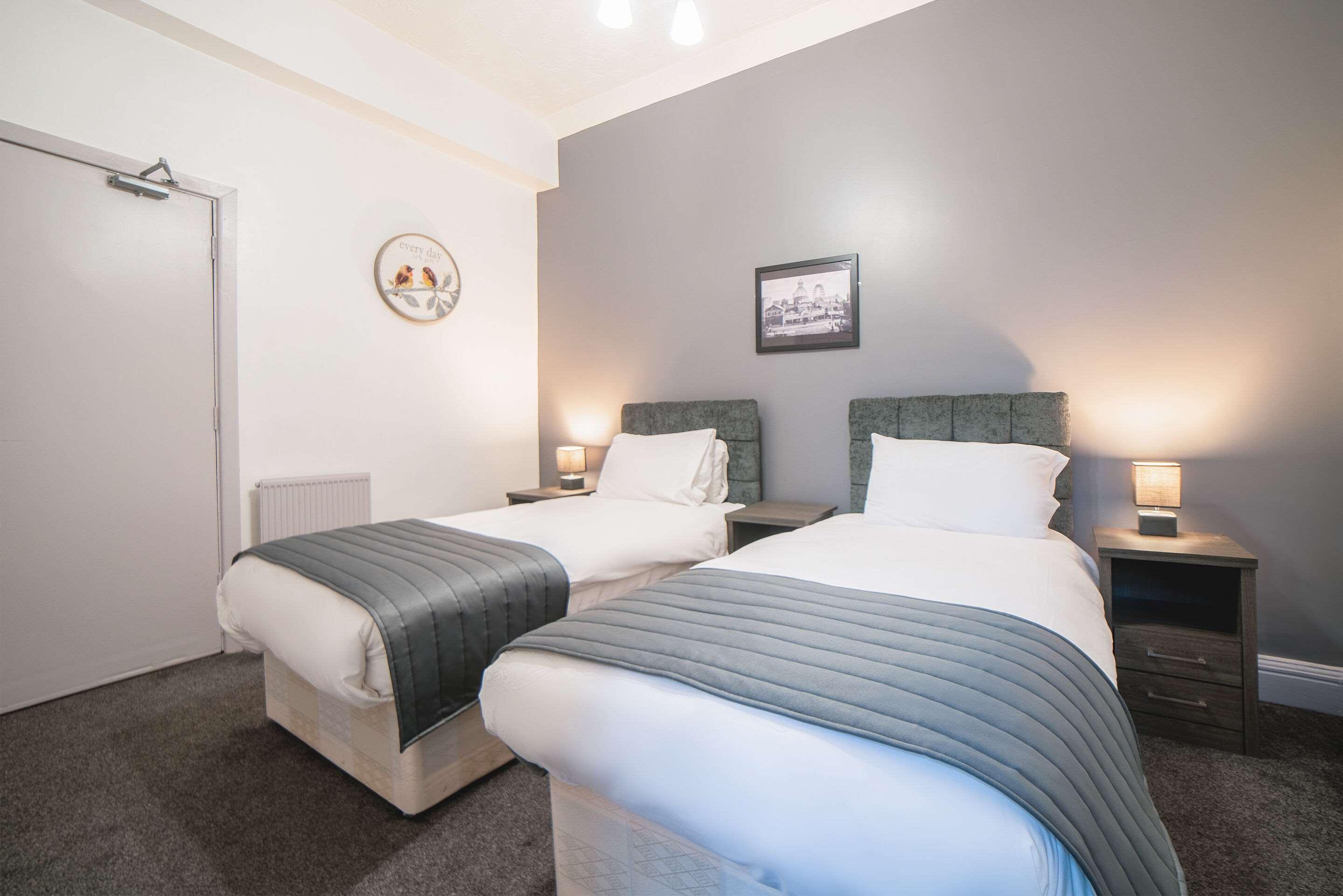 Comfort Inn Blackpool Gresham Экстерьер фото