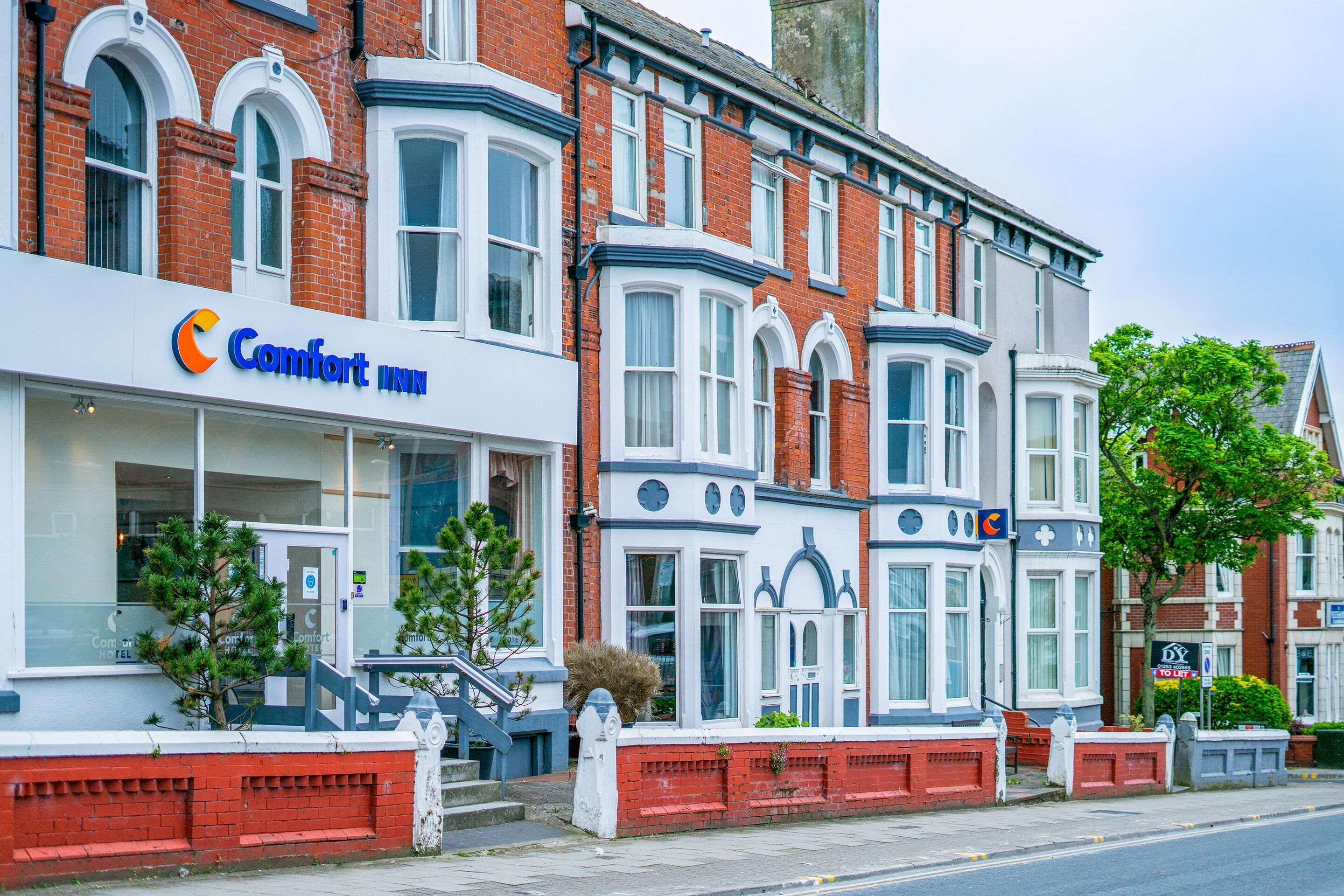 Comfort Inn Blackpool Gresham Экстерьер фото